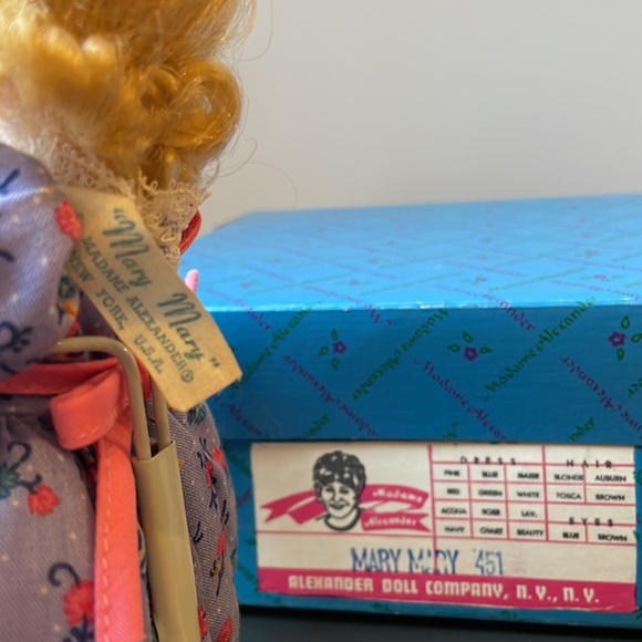 Madame Alexander doll - Mary Mary 8" - Picture 5 of 7